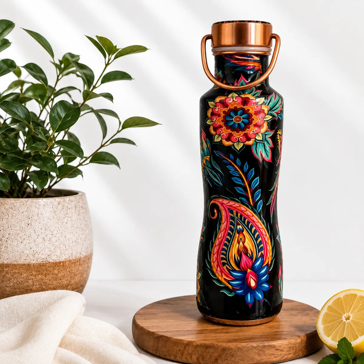 Botella de Cobre Puro Floral — 750 ml